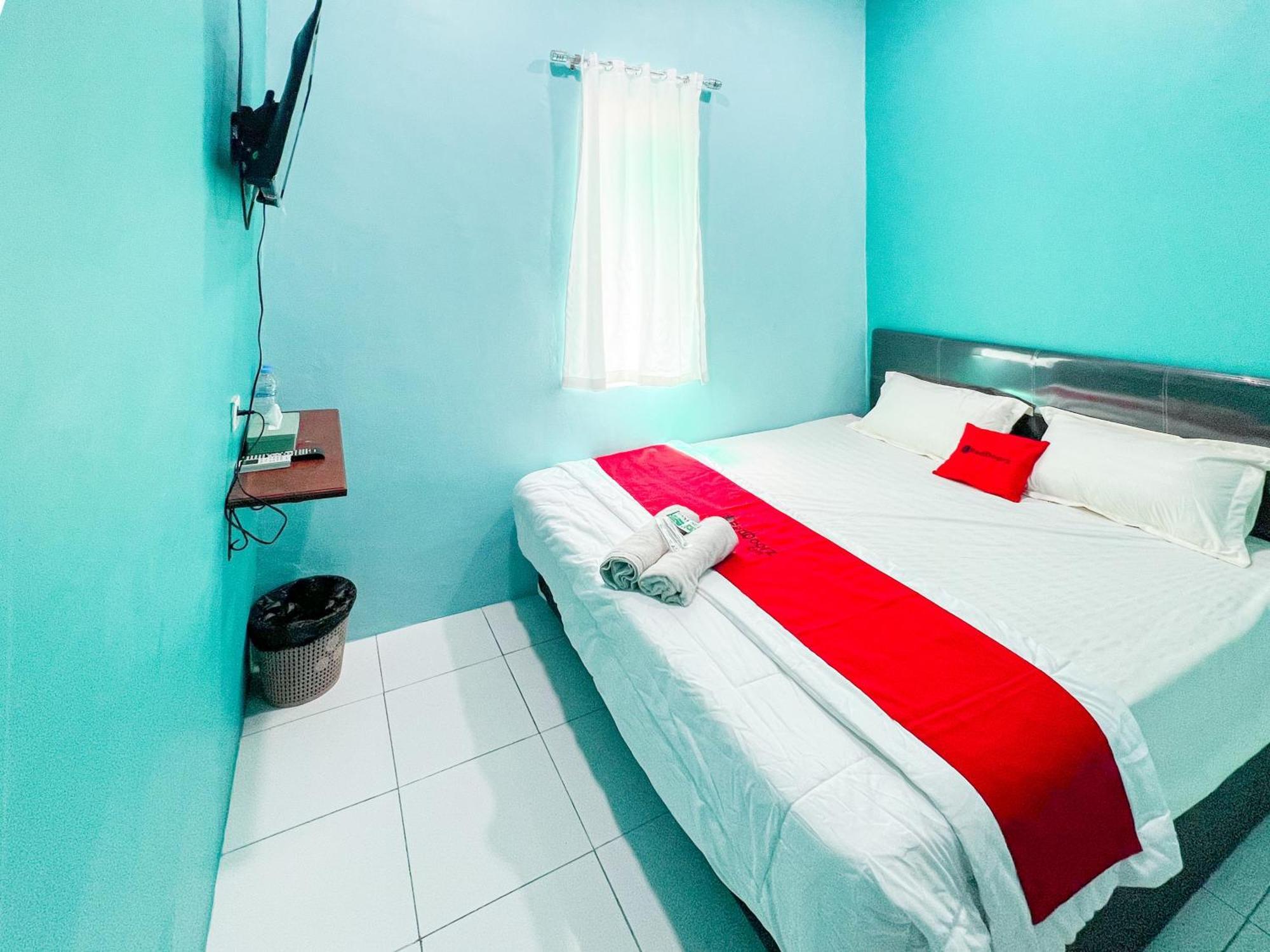 Reddoorz Near Sunrise Mall Mojokerto Exterior photo