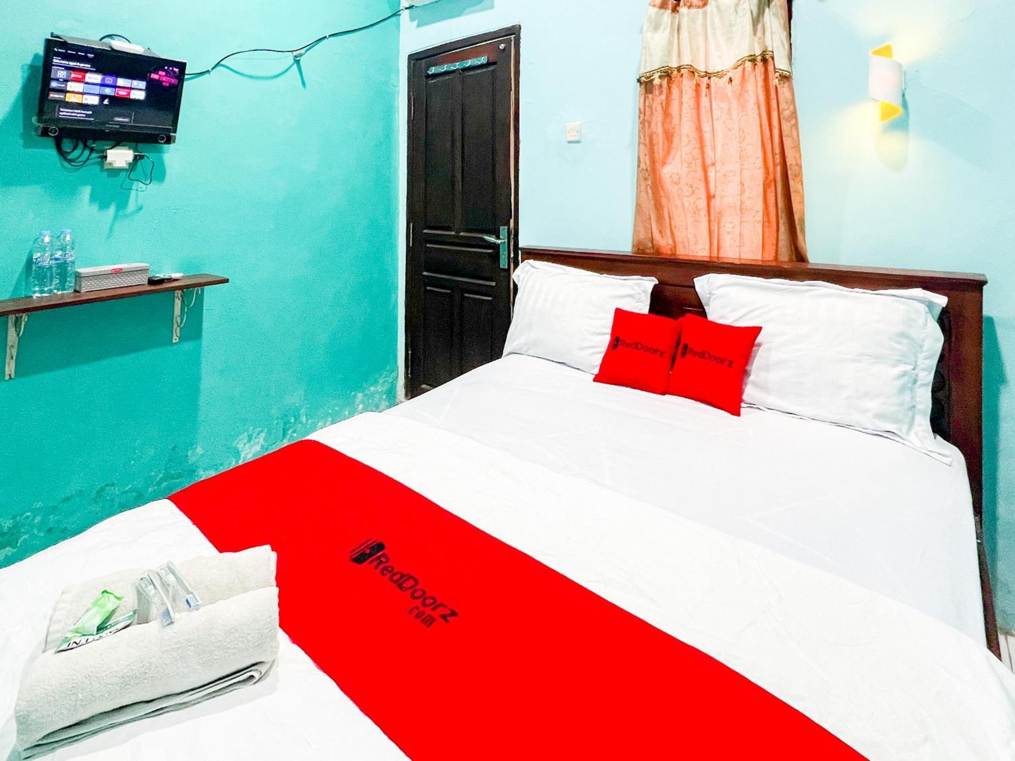 Reddoorz Near Sunrise Mall Mojokerto Exterior photo